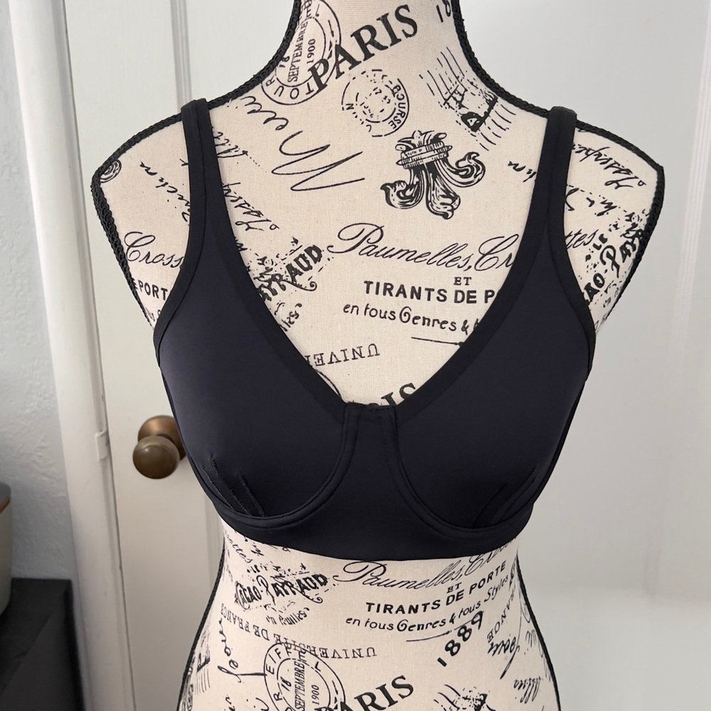Natori Black Women's  Sports Bra